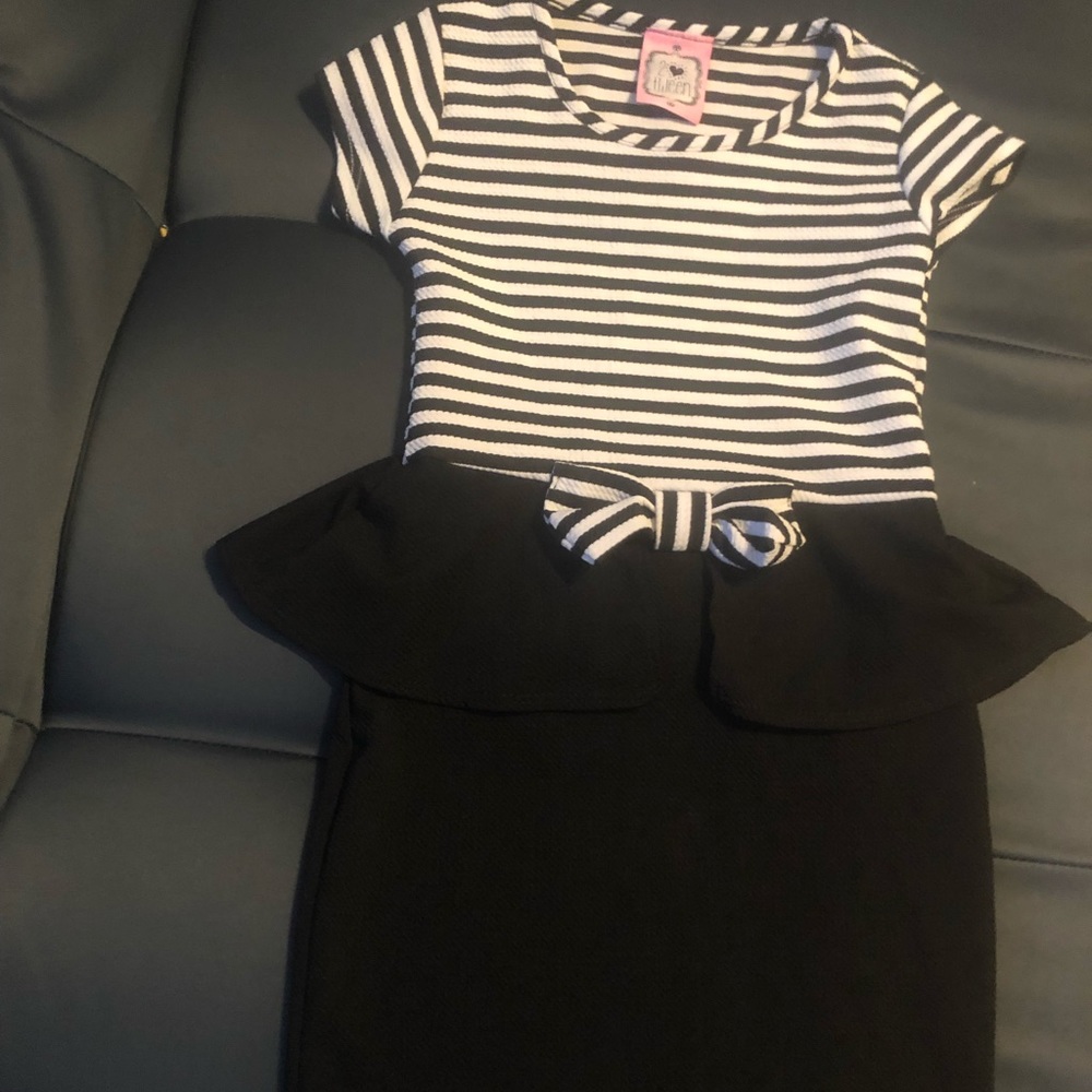 White and Black Striped Dress🎹
